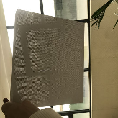 سقف معدني من الألومنيوم مقاس 50x150، فتحات دقيقة جدًا، سقف على شكل حرف U