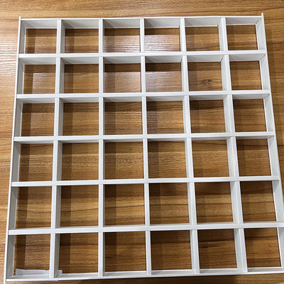 الألومنيوم 595x595mm بلاط السقف الشبكي للتسوق حسب الطلب الحجم