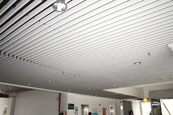 200x3000mm الألومنيوم سقف معدني شاشة ب سمك 0.5 مم