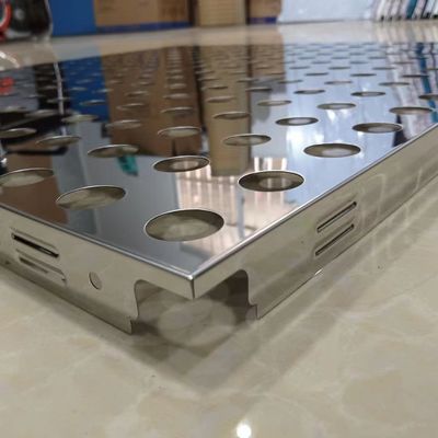 20mm الفولاذ المقاوم للصدأ لوحة السقف مرآة 304 مقطع مثقب في السقف