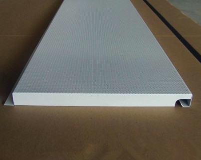 1500 * 4000mm هوك على القشرة السقف المعدني الألومنيوم لمحطة المترو